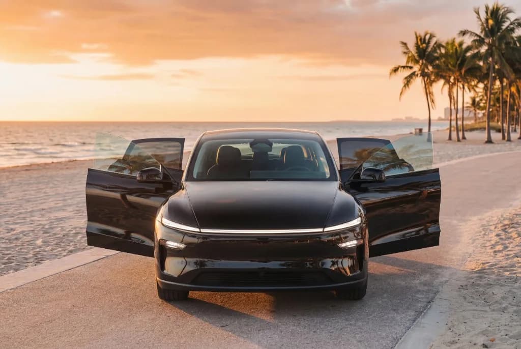 Car photo improved for selling a car online