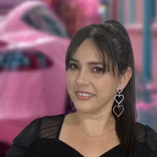 Yadira Turo host profile — 413 trips, 5 rating, 1 years hosting